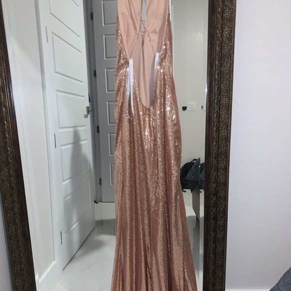 Forml/Prom type of dress. - Picture 2 of 4